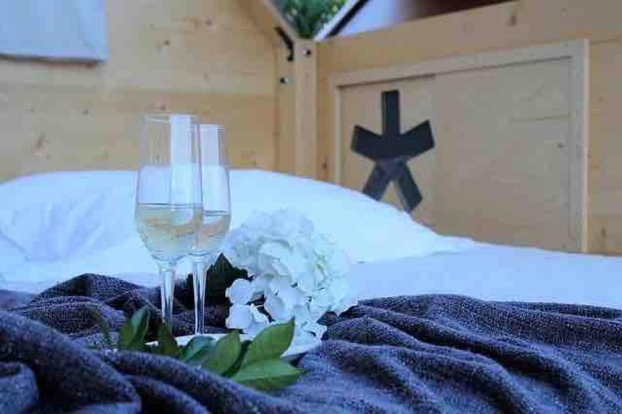Starsbox Jacuzzi Privata E Piscina Vista Mare Hotel เชลเล ลีกูเร ภายนอก รูปภาพ